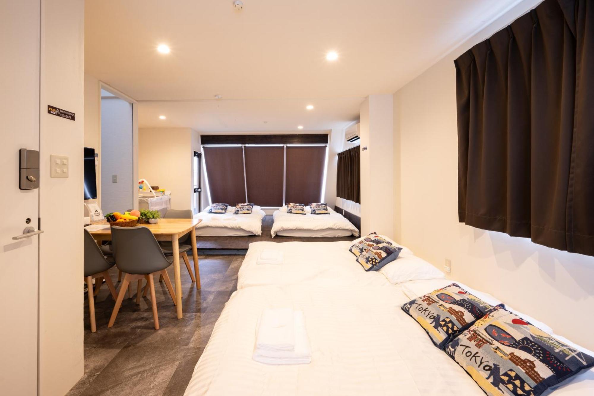 Thunder Hotel -雷門サンダーホテル- 浅草駅から徒歩5分 ベビー用品付き ファミリーも歓迎 大人8名もok!! Tokio Buitenkant foto