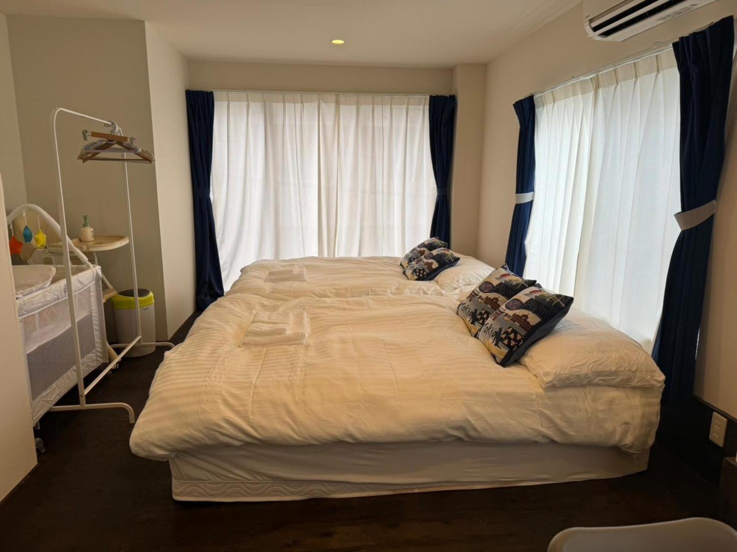 Thunder Hotel -雷門サンダーホテル- 浅草駅から徒歩5分 ベビー用品付き ファミリーも歓迎 大人8名もok!! Tokio Buitenkant foto