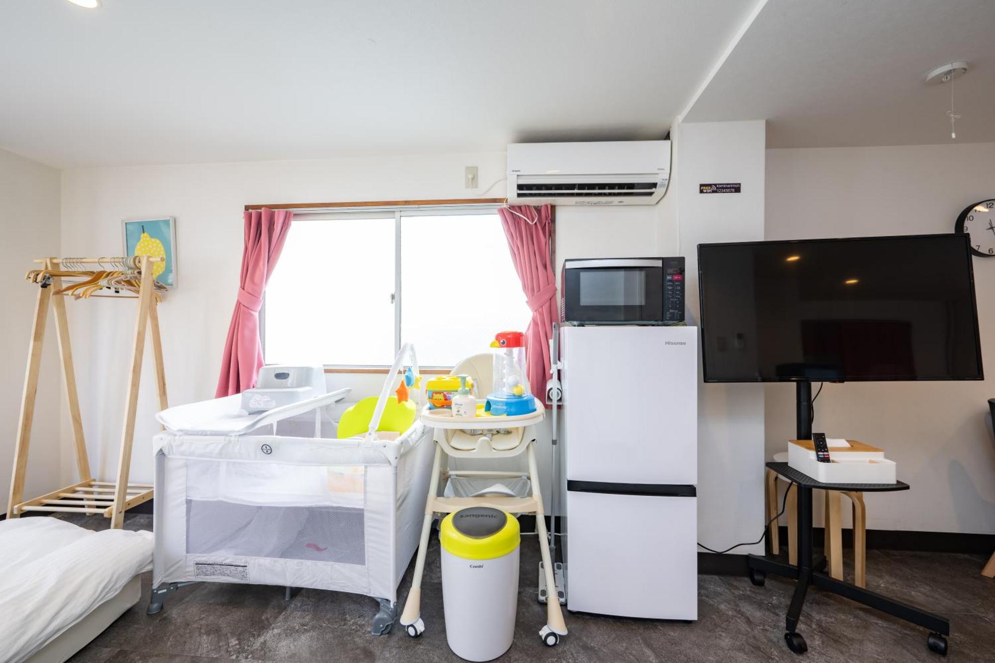 Thunder Hotel -雷門サンダーホテル- 浅草駅から徒歩5分 ベビー用品付き ファミリーも歓迎 大人8名もok!! Tokio Buitenkant foto