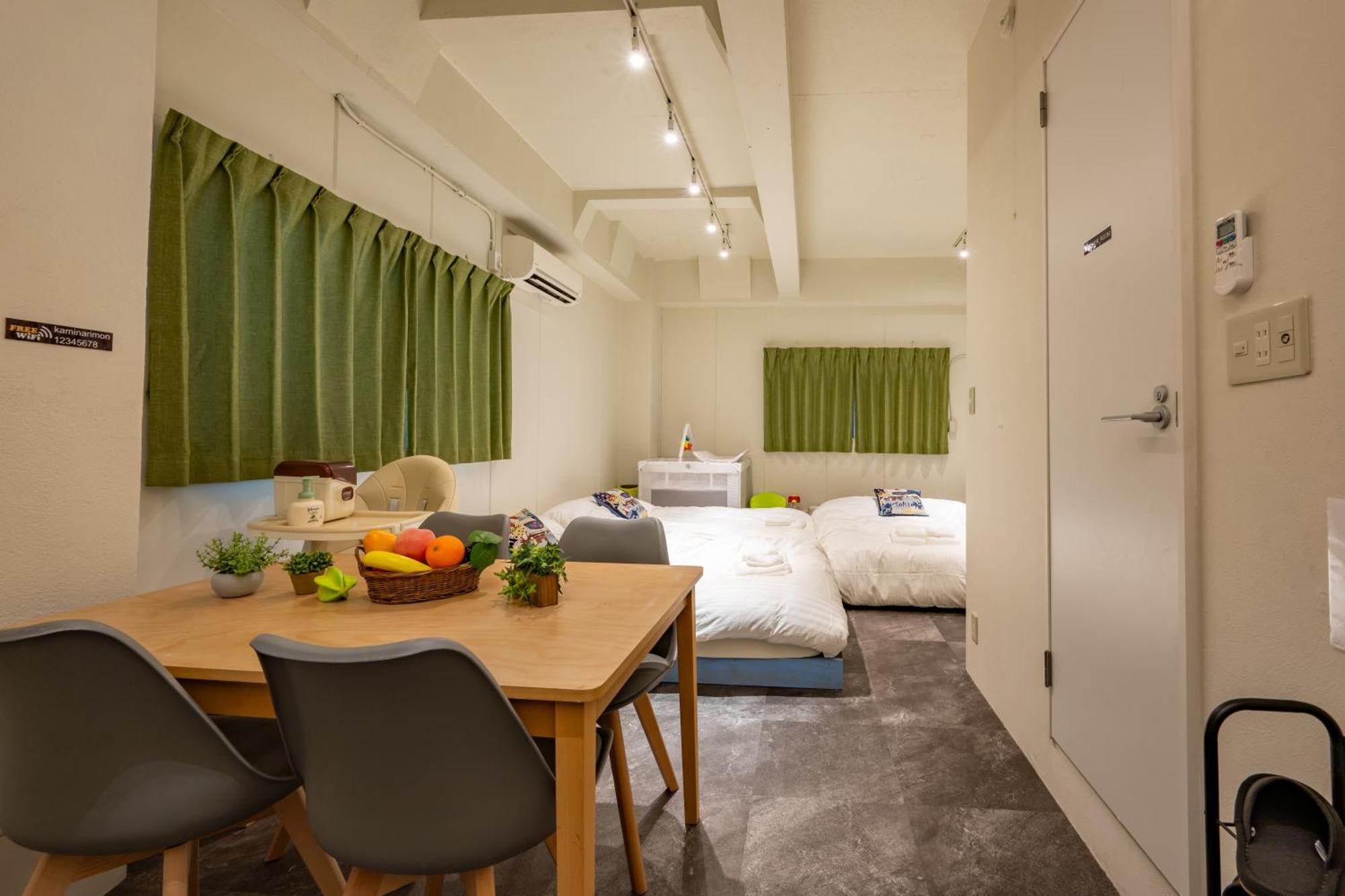 Thunder Hotel -雷門サンダーホテル- 浅草駅から徒歩5分 ベビー用品付き ファミリーも歓迎 大人8名もok!! Tokio Buitenkant foto