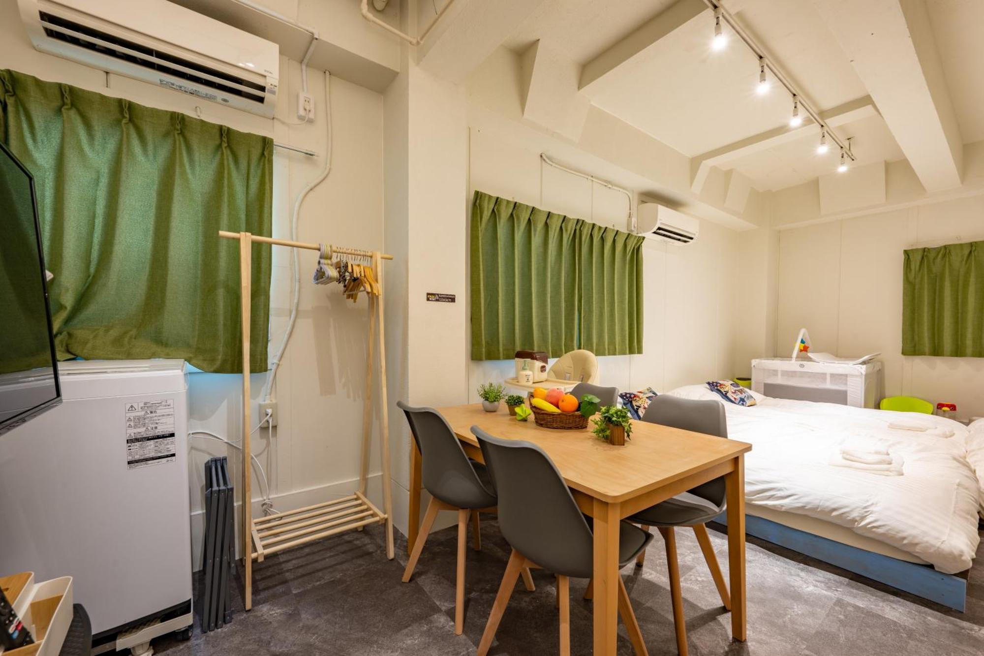 Thunder Hotel -雷門サンダーホテル- 浅草駅から徒歩5分 ベビー用品付き ファミリーも歓迎 大人8名もok!! Tokio Buitenkant foto